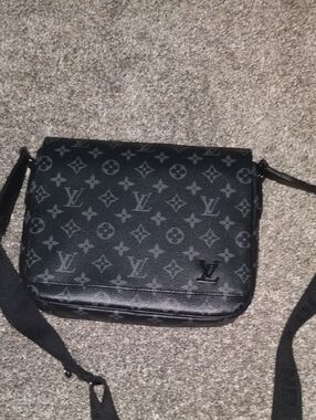 Louis Vuitton Black Monogram Messenger Bag with Grey Accents